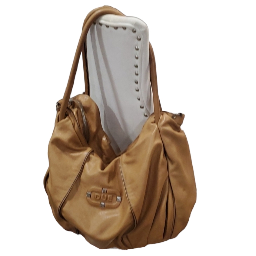 Tentazione DUE tan hobo Pebble  leather   shoulder bag made in Italy.